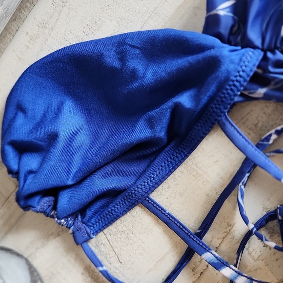 out from under NWOT - Picture 7 of 8